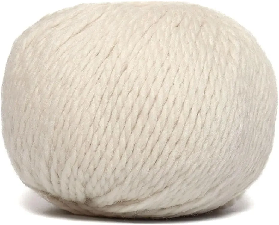 100% Highland Wool Yarn - Sourced Directly from Peru - Heavenly Soft and Perfect for Knitting and Crocheting (Alabaster White, Worsted)
