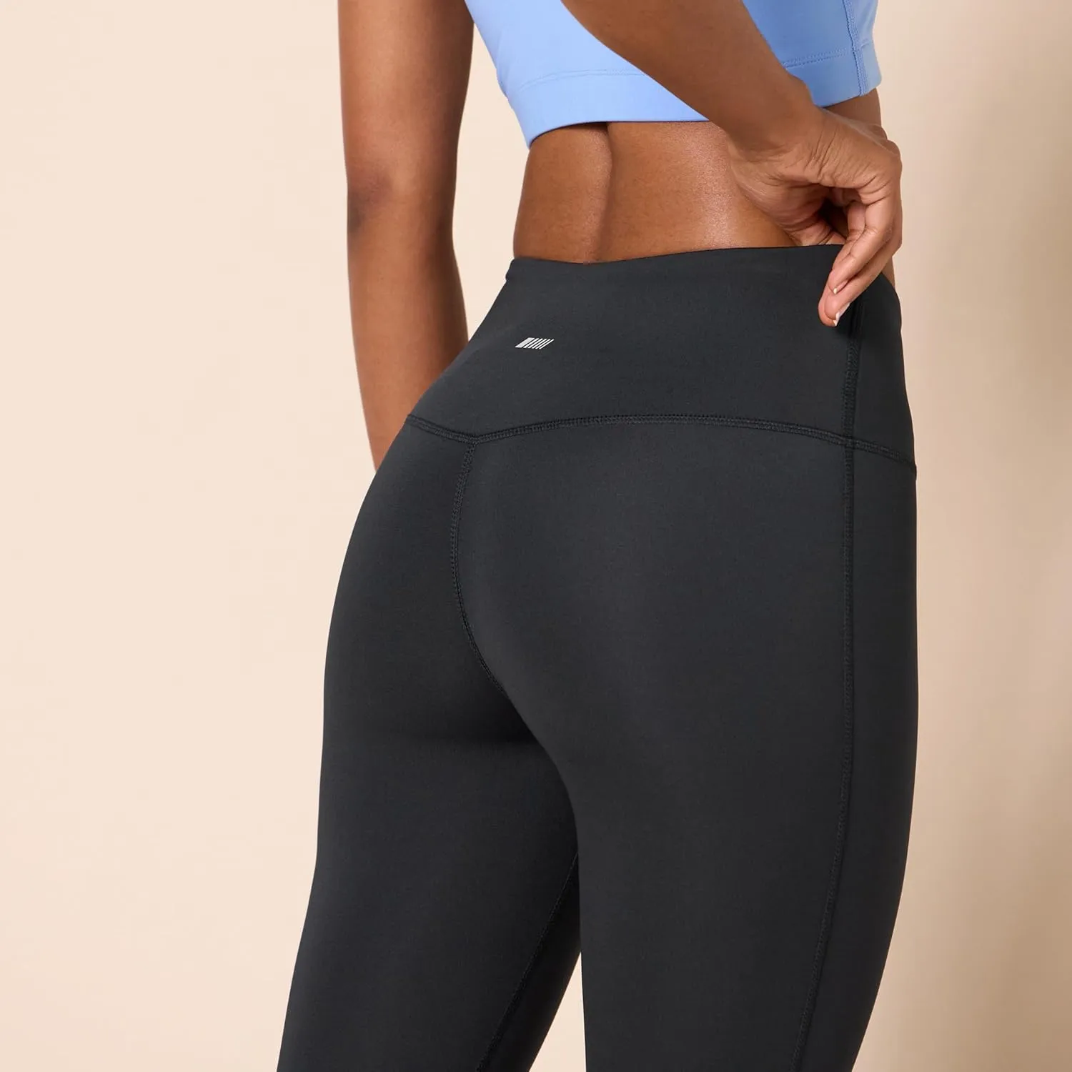 Amazon Essentials Short Leggings for Women, Active Sculpt, Mid Rise Capri