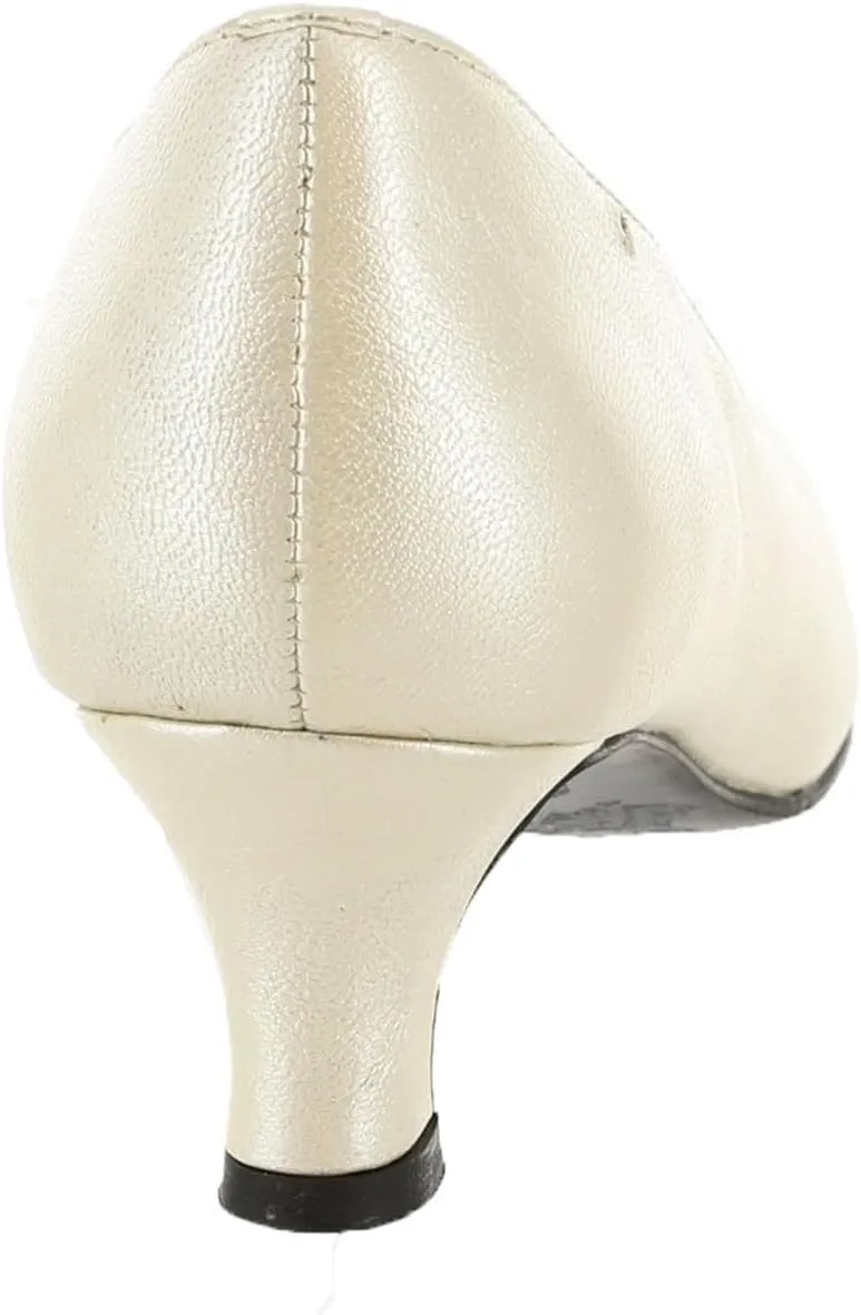 ARRAY Women’s Flatter Low Heel Leather Dress Pump