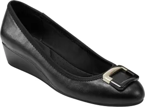 Bandolino Women's Tad Pump