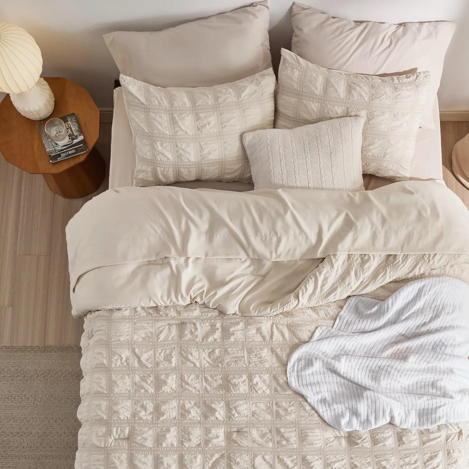 Bedsure Bed in a Bag King - 7 Pieces Plaid Seersucker Bedding Comforter Sets, Soft Lightweight Beige Boho Bed Set with Comforters King Size, Sheets, Pillowcases & Shams