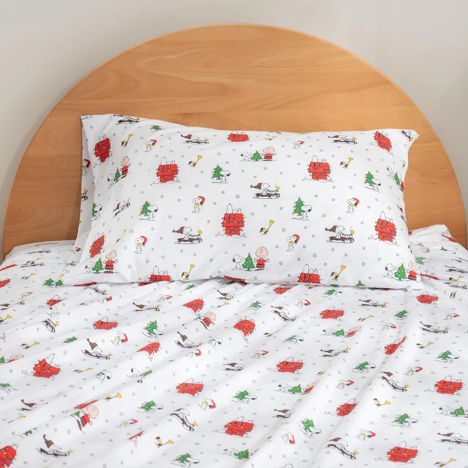 Berkshire Blanket Peanuts® Kids Sheet Set Full Size - 4 Pieces,Cute Character Snoopy Printed Soft Microfiber Bed Sheets,Holiday Helpers Sheet White