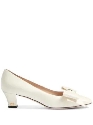 Bow Detail White Leather Pumps With Signature V Logo