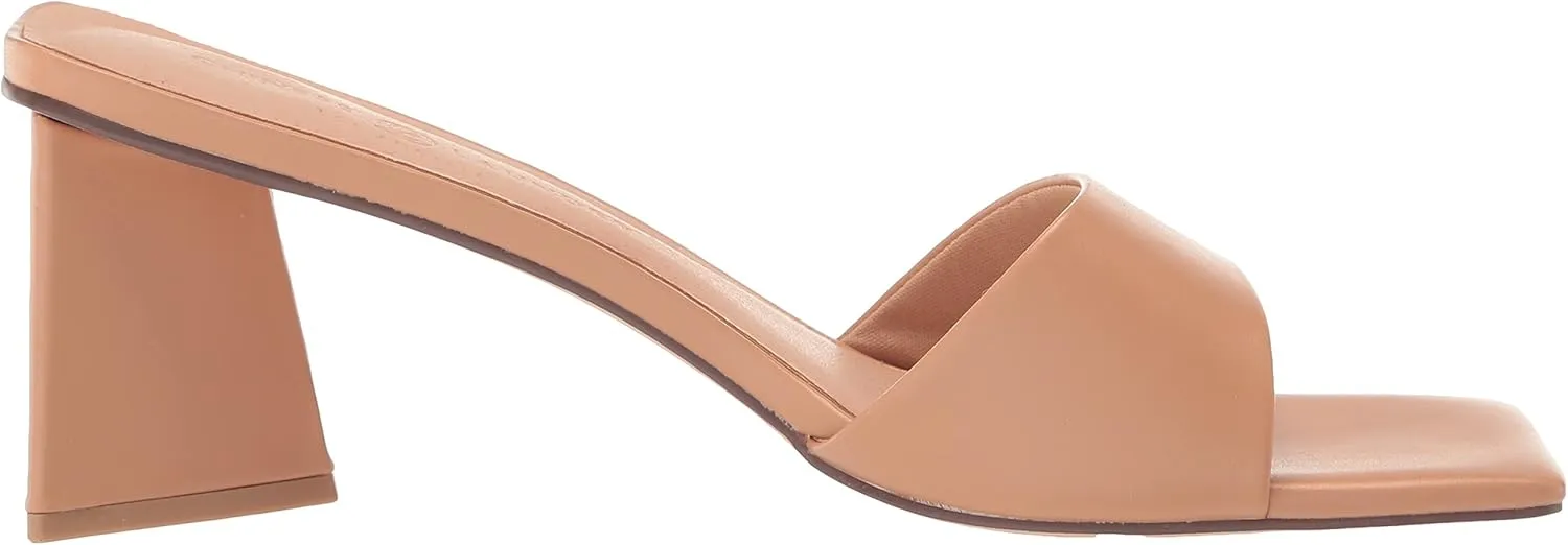 Chinese Laundry Women's Yanda Pump