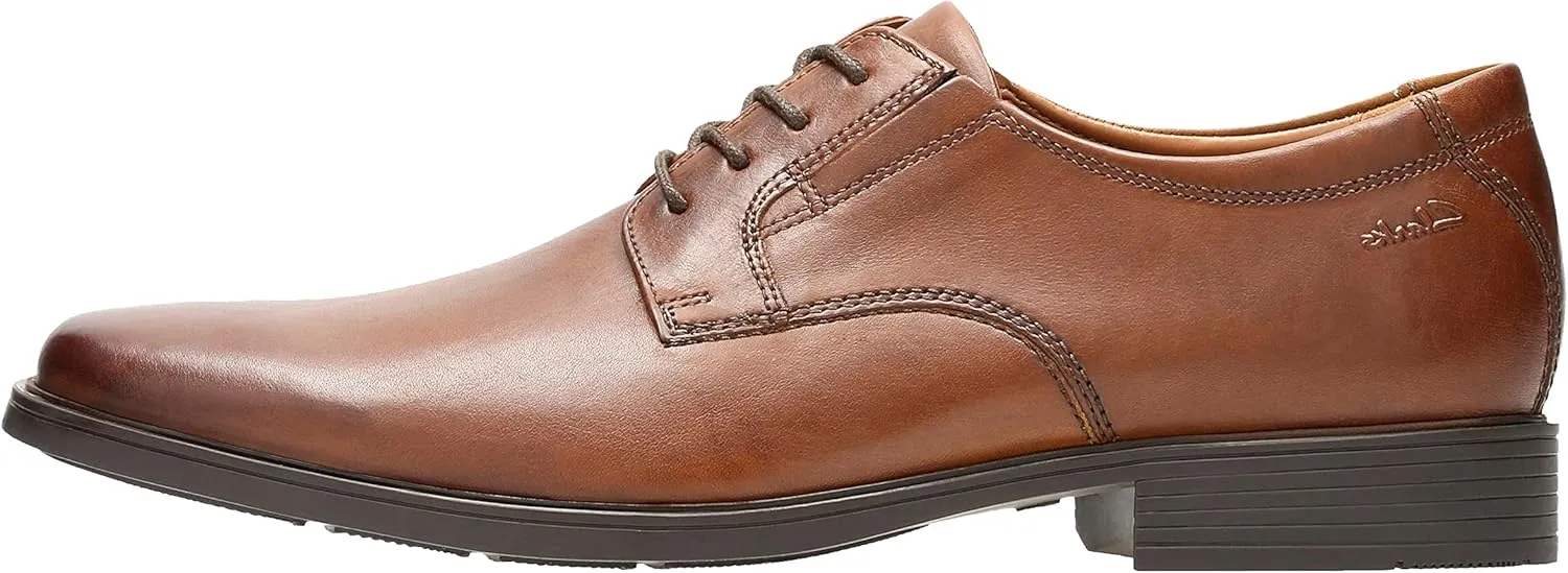 Clarks Men's Tilden Plain Oxford