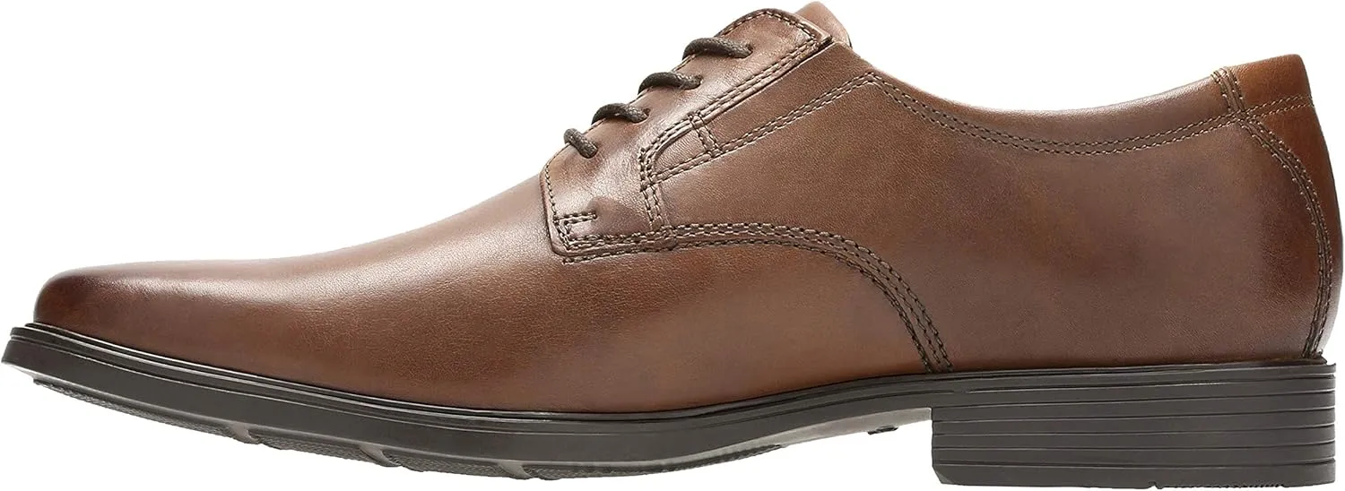 Clarks Men's Tilden Plain Oxford