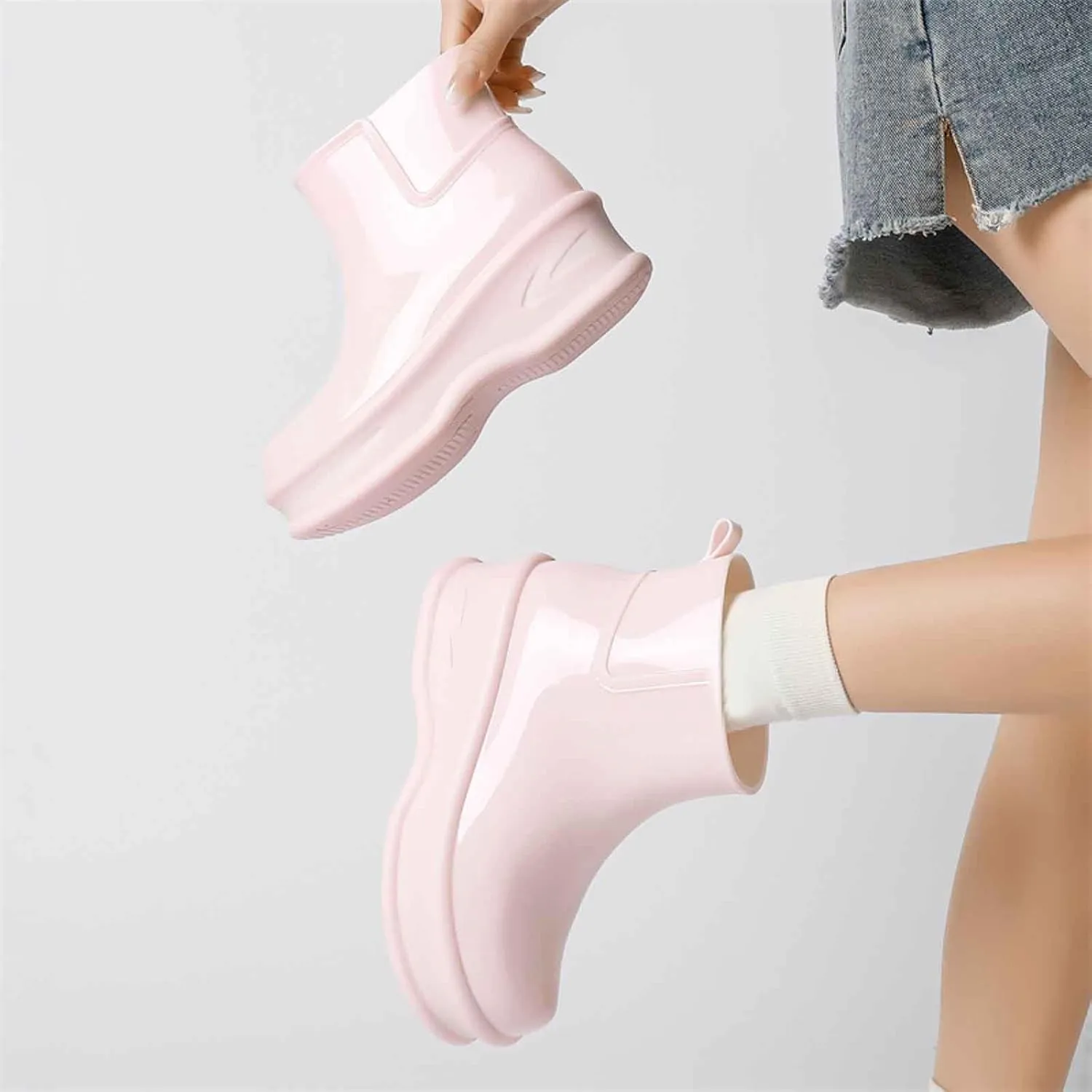Durable Women's Rain Shoes Thick Sole Footwear Rainy Days Perfect Outdoor Activities Stylish and Rain Boots with Dogs