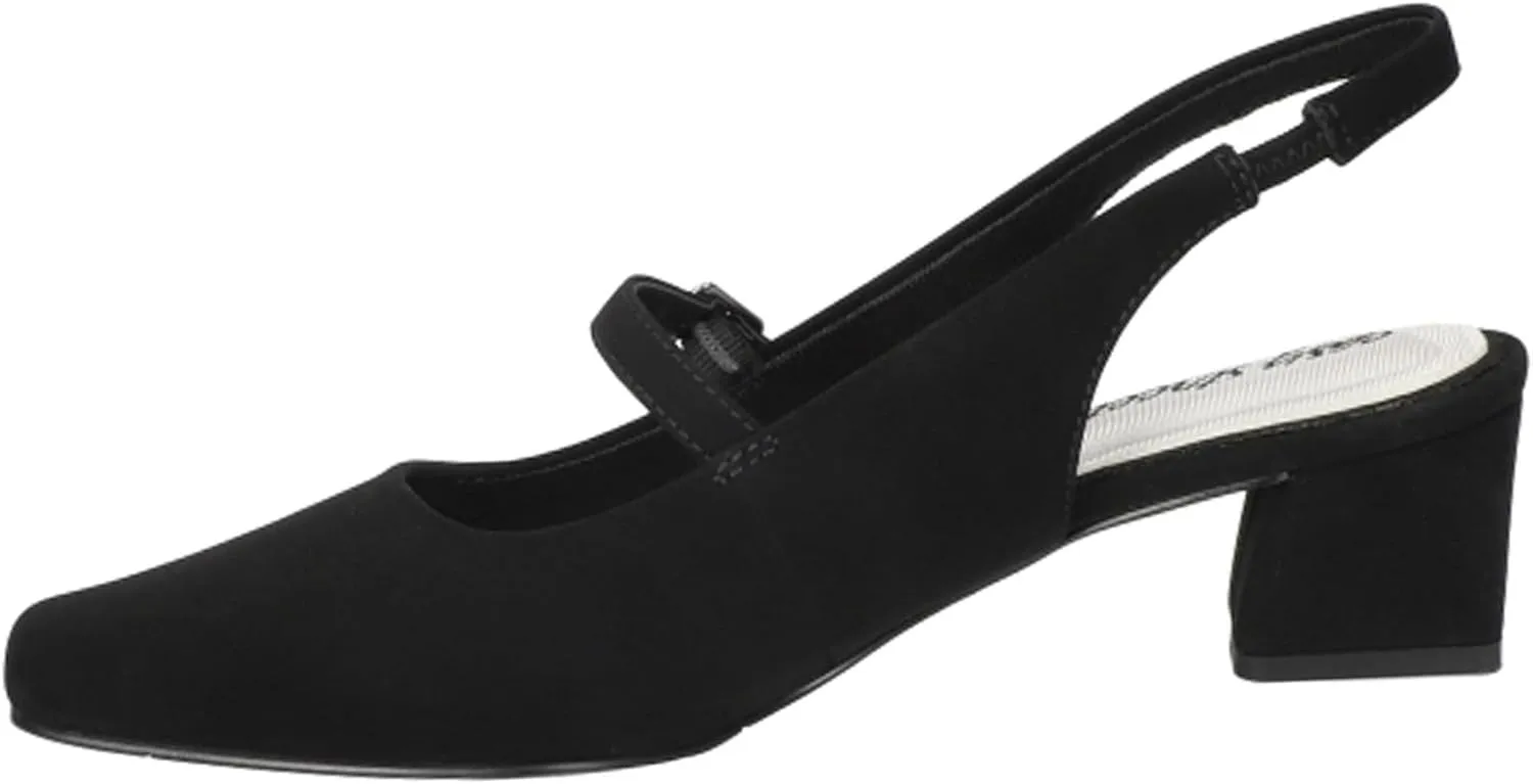 Easy Street Women's Cameo Pump