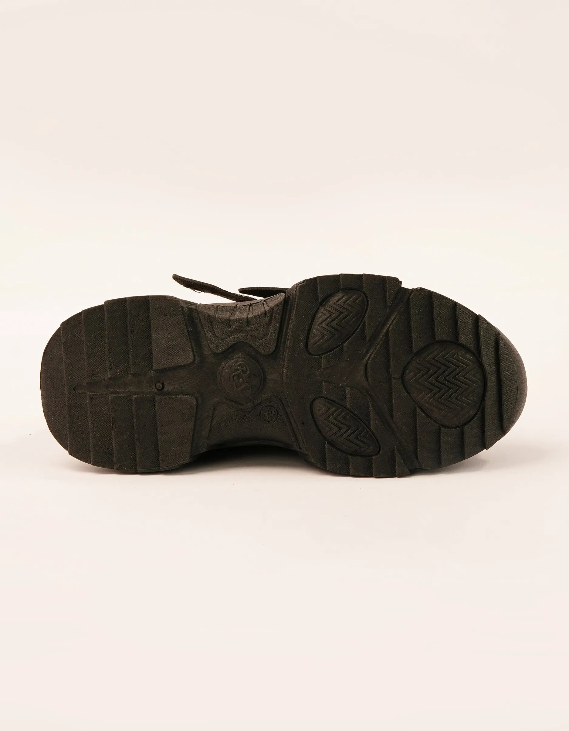 Glam Grip Chain Chunky Sneakers