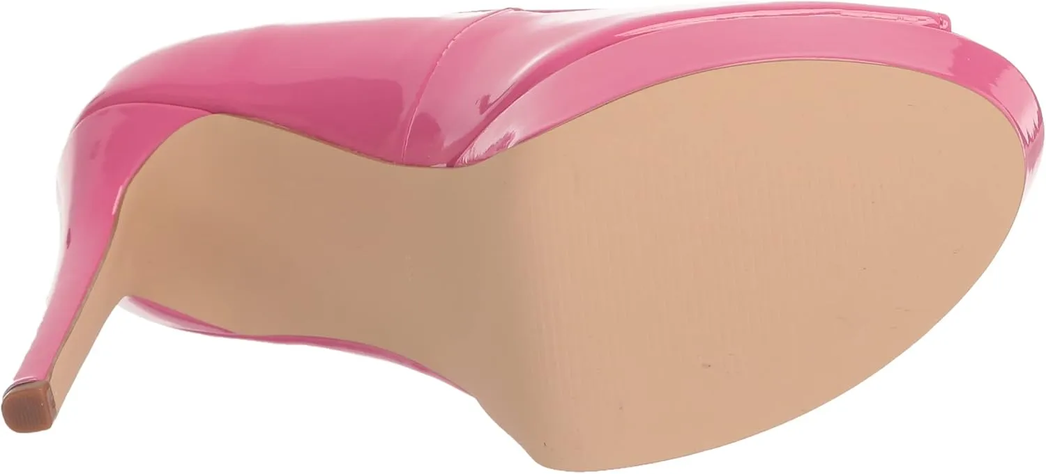 GUESS Women's Cacei Pump