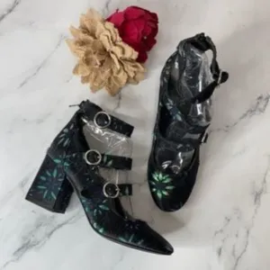 Indigo Rd Jallen Pumps