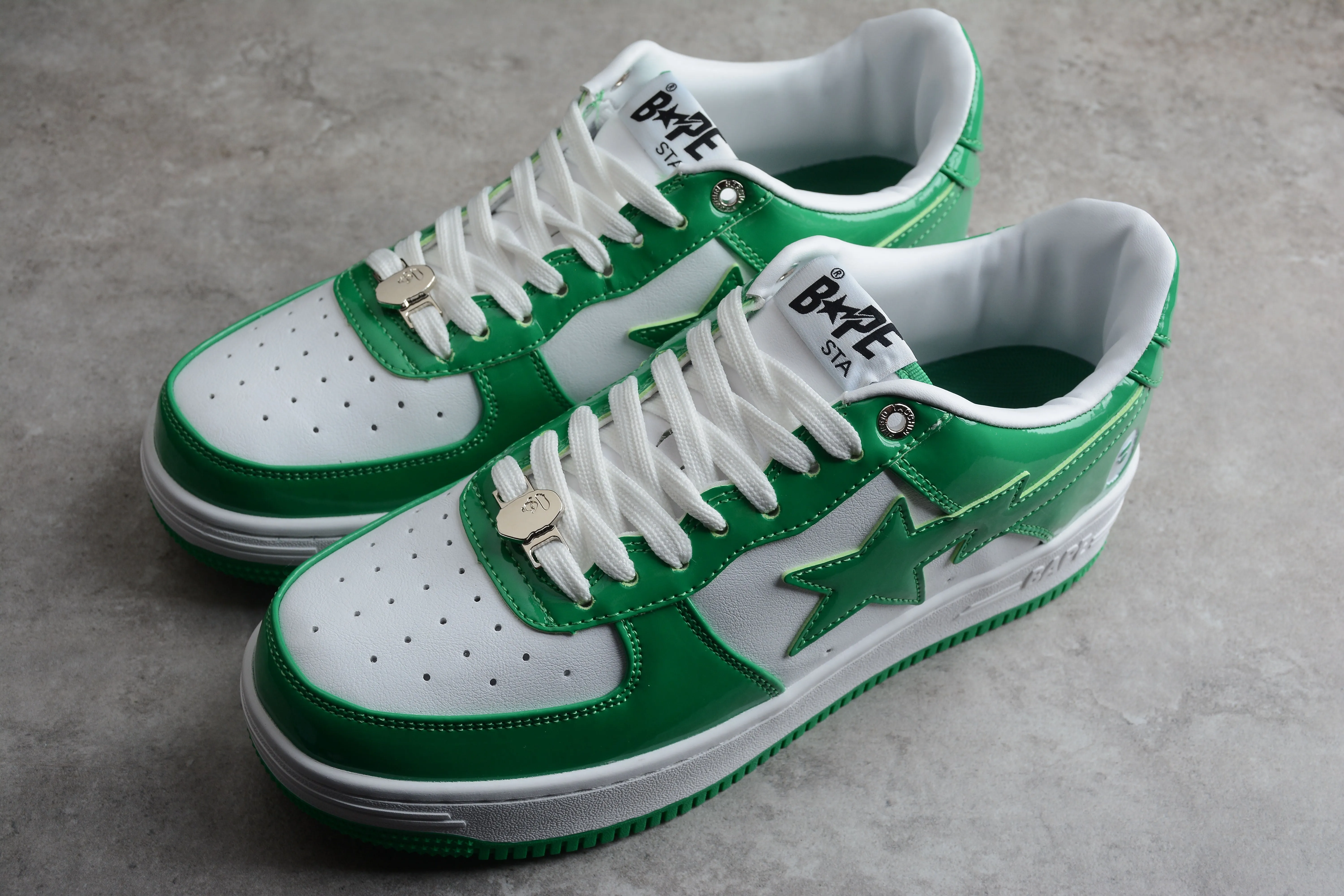 Low-Top and STA BAPE Sneakers Custom design Green Durable White