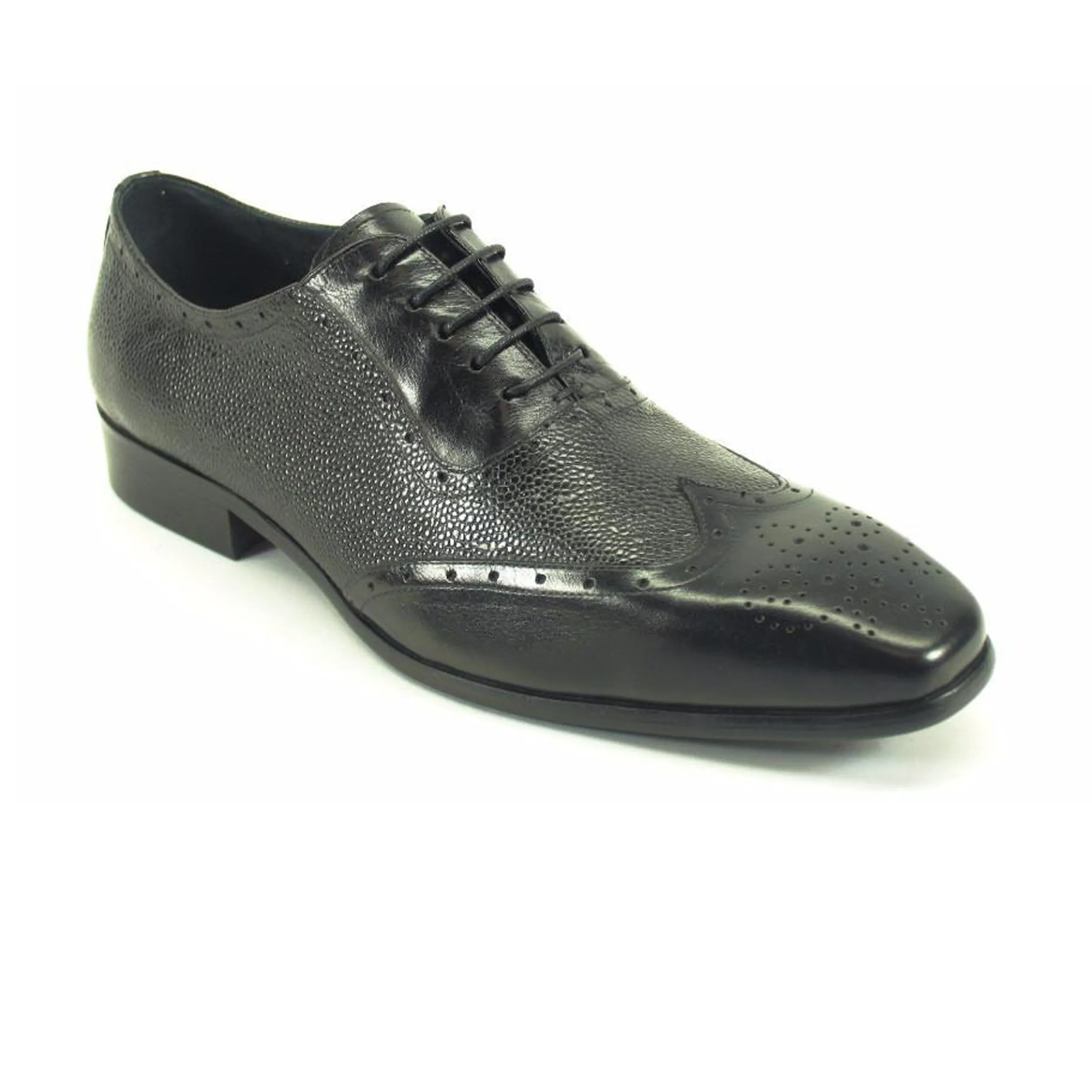 Mens Carrucci Caviar Leather Wingtip Dress Shoe in Whisky