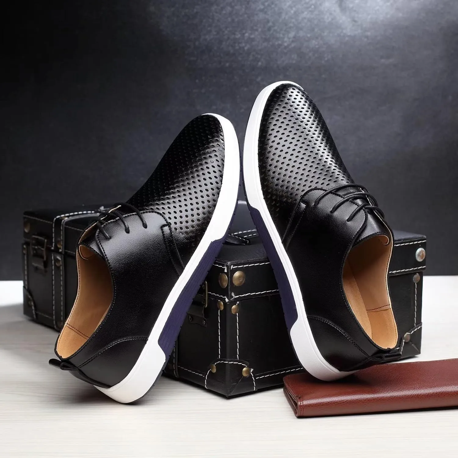 Men's Casual Oxford Shoes Lace-up Dress Shoes Comfortable Fashion Sneakers