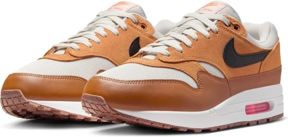 Nike Men's Air Max 1 Ess Sneaker