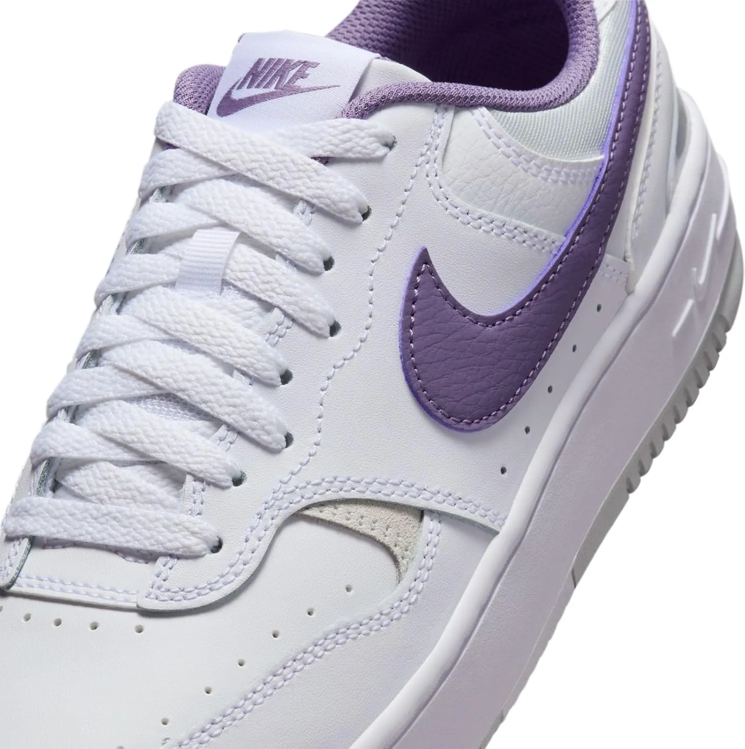 Nike Women's Gamma Force Shoes Sneaker