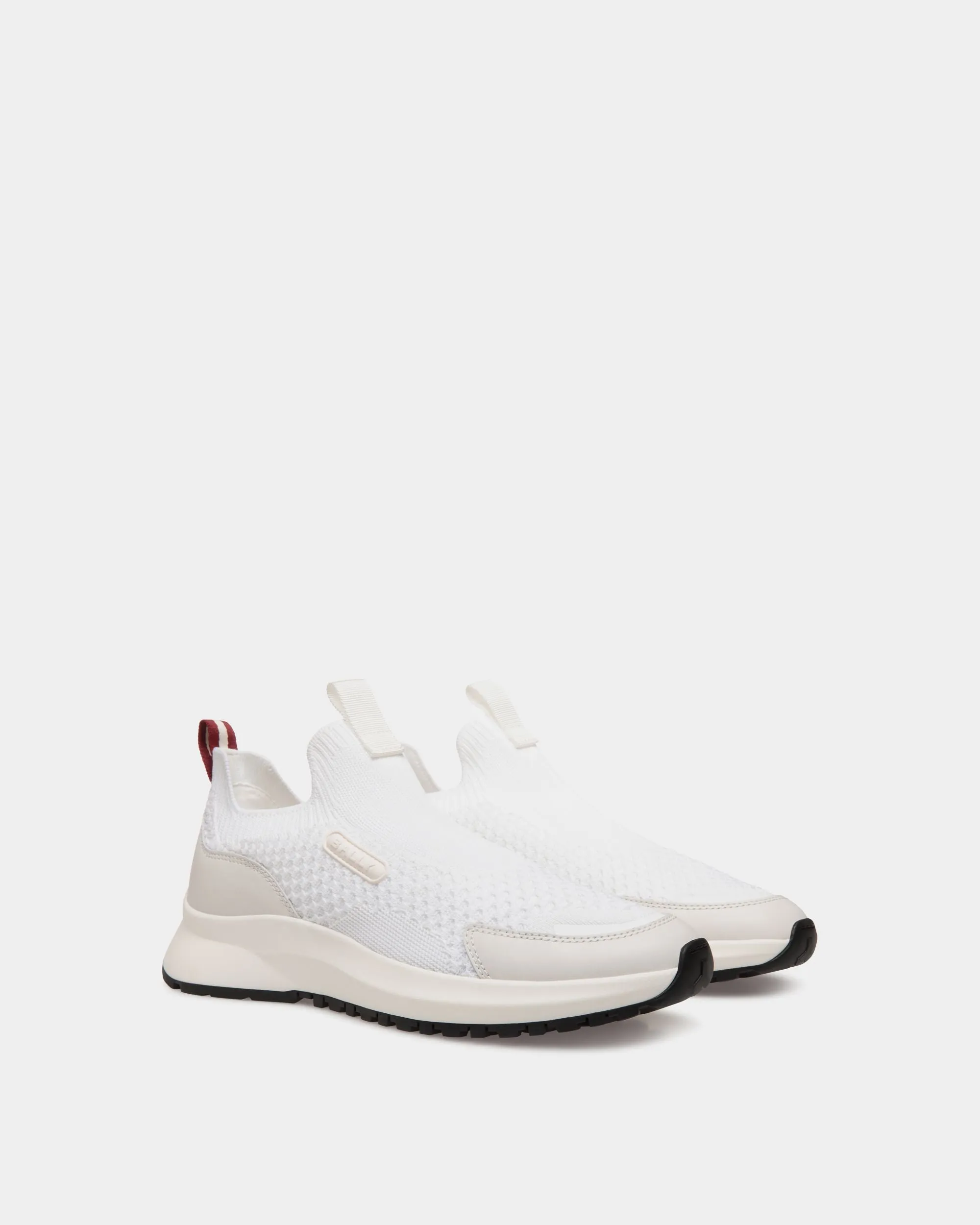 Outline Sneaker In White Knit
