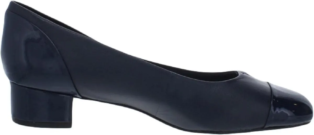 Trotters Women's Daisy Pump