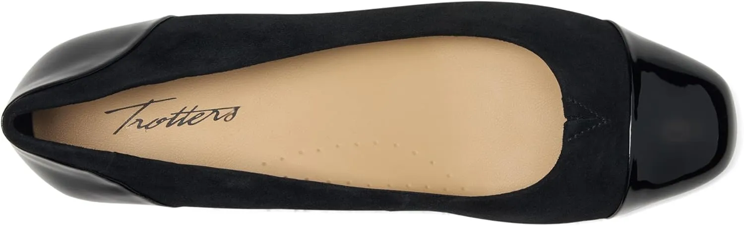 Trotters Women's Daisy Pump