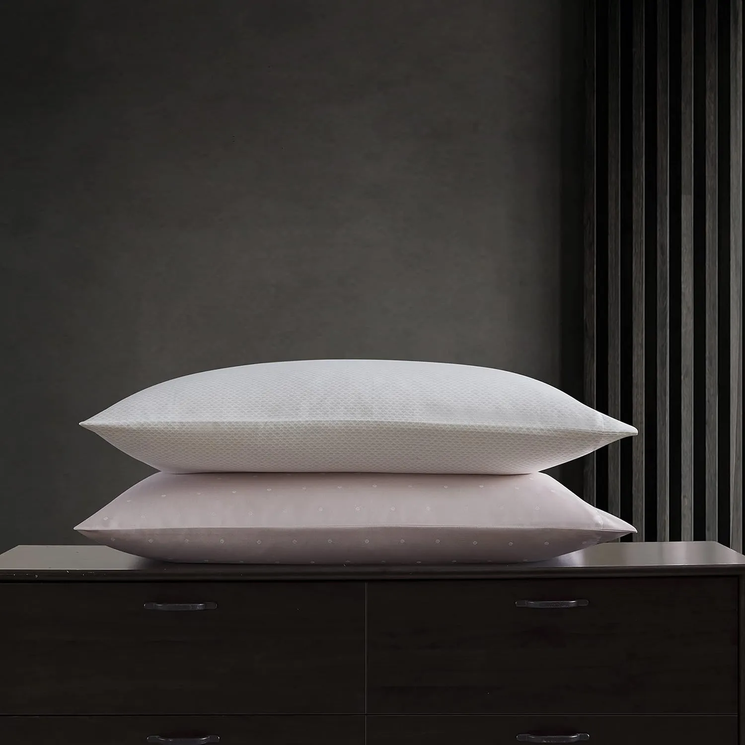 Vera Wang - Queen Sheet Set, Luxury Sateen Cotton Bedding, 800 Thread Count, Soft & Smooth Bedding Set (Eyelet Pink, Queen)