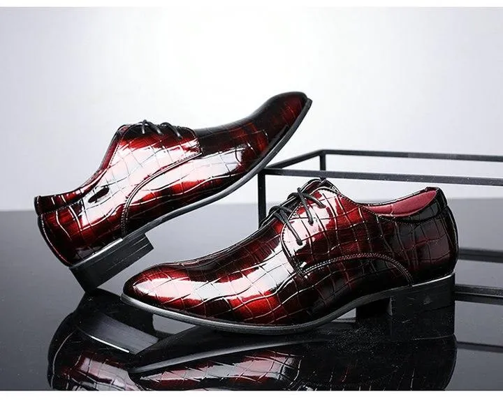 Wedding Shoes Dress shoes Patent leather men's business pointed toe shoes Men Oxfords Lace-Up