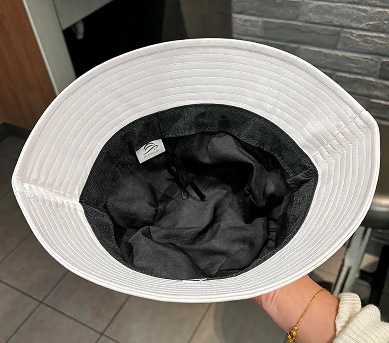 Women Bling Bucket Hat Silky Satin Shiny Rhinestone Bucket Sun Hat Packable Summer Outdoor Fishing Caps for Travel Beach