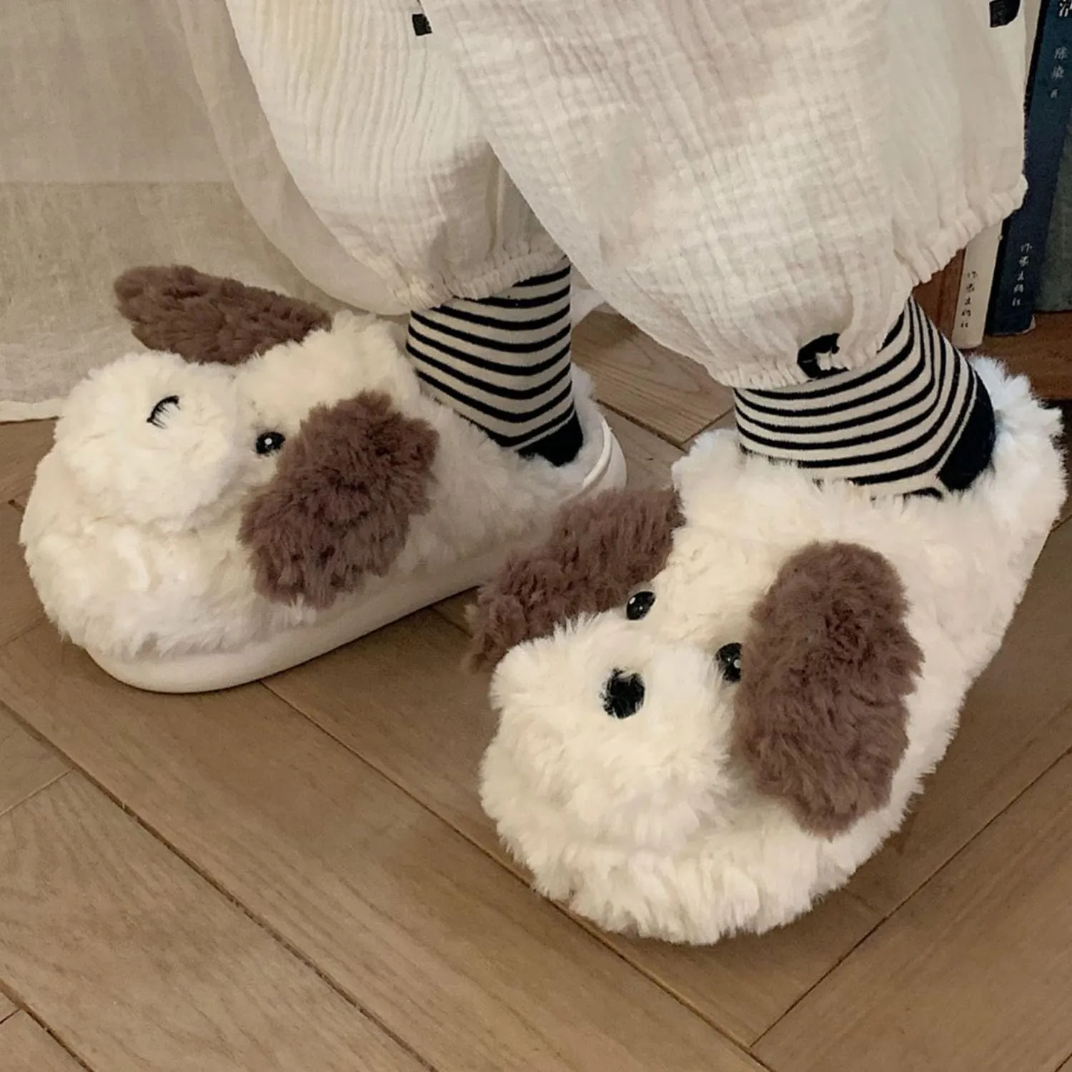 Women's Cute Animal Slippers Warm Memory Foam Animal Home Shoes Soft Fleece Plush House Slippers Indoor Outdoor