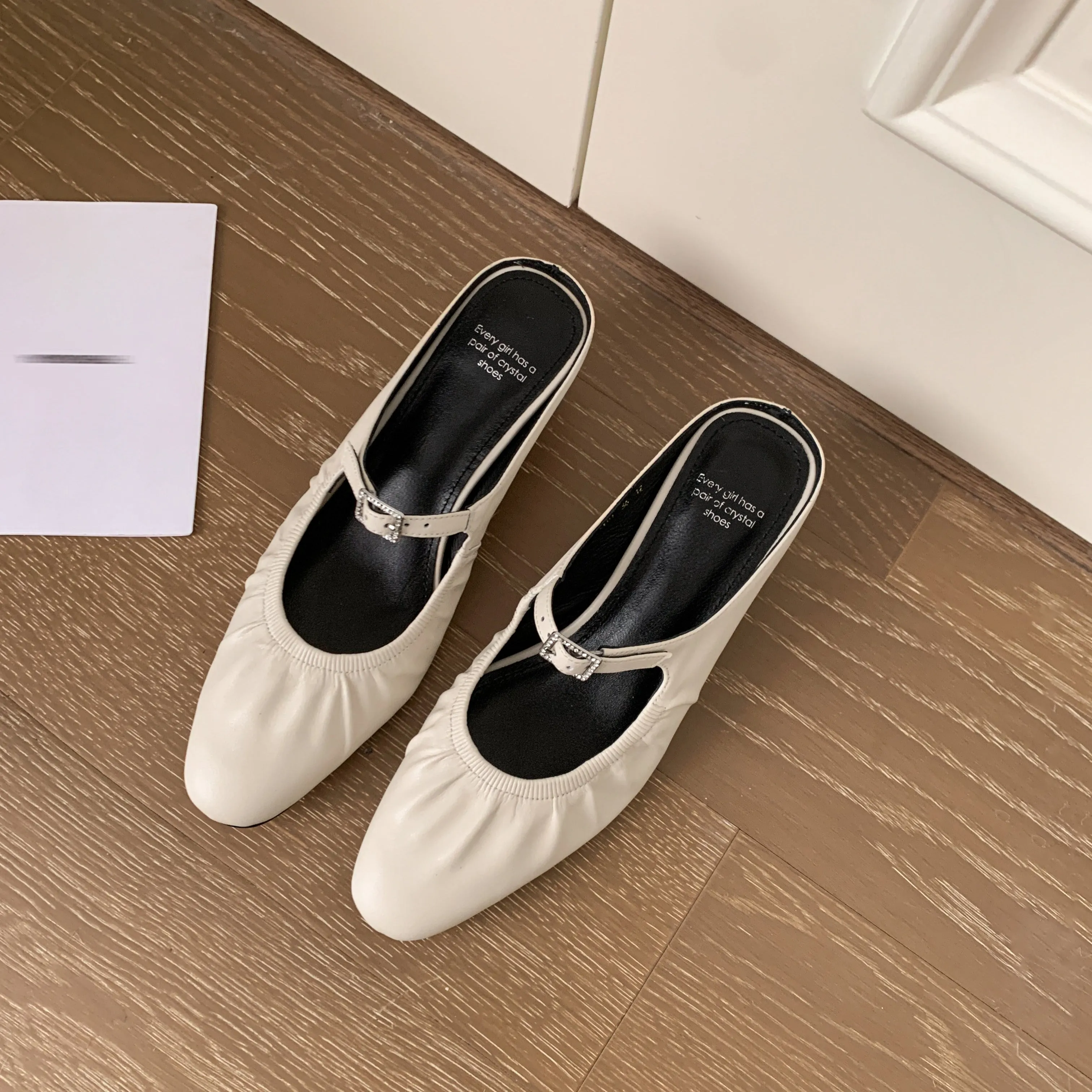 Women's Leather Pointed-toe Mules for Office Mid-heeled Stylish Sandals