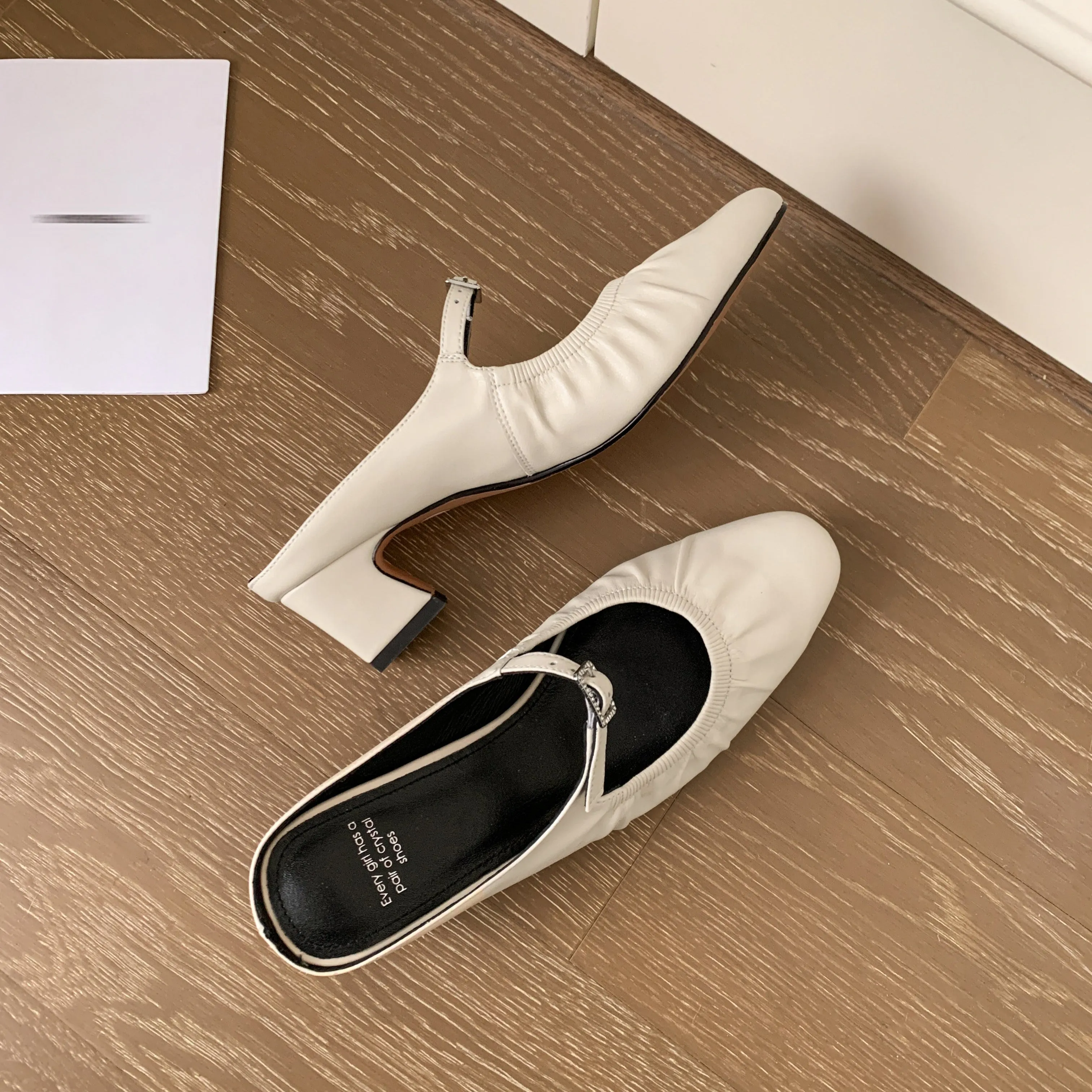Women's Leather Pointed-toe Mules for Office Mid-heeled Stylish Sandals