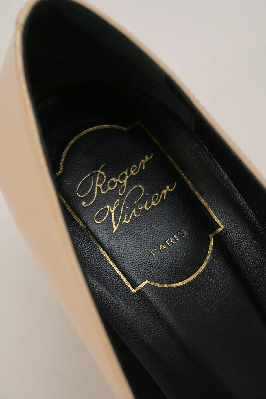 [WS7155] Roger Vivier | Low Heel Pump